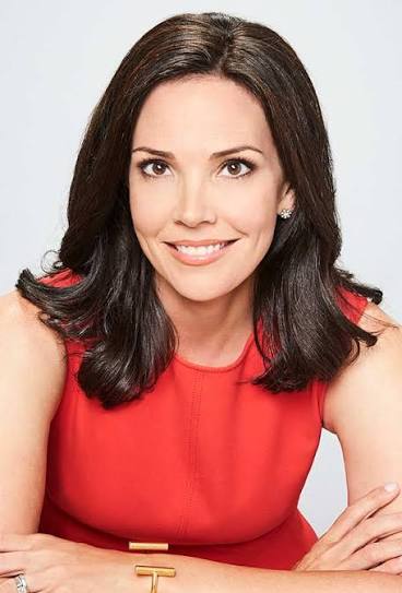 Erica Hill Biography
